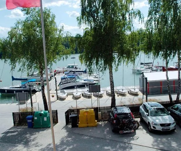 Ubytování v soukromí Eko Marina Mikolajki *